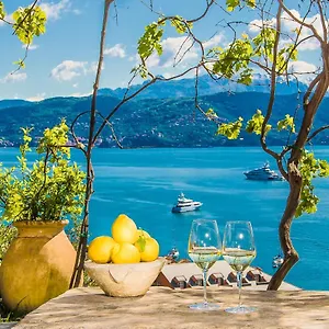 Castello Portovenere Villa